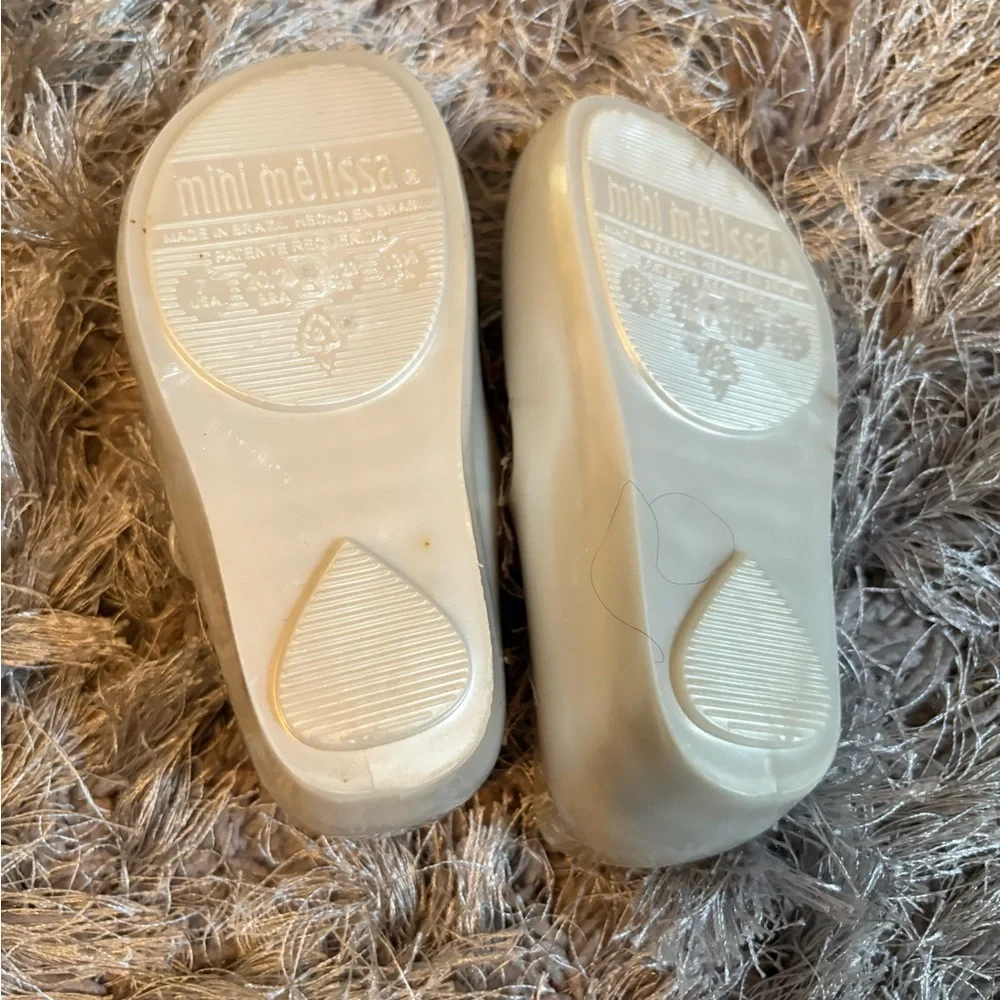 Mini Melissa Cream Dress Shoes with Cat Design